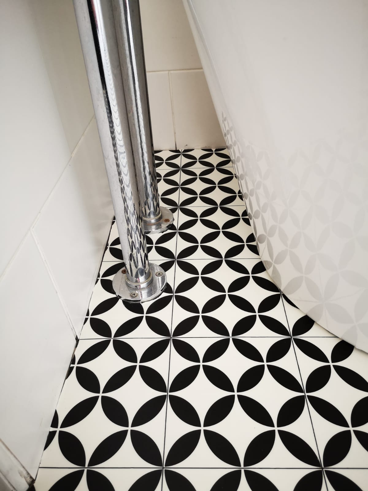 Vinyl flooring installation