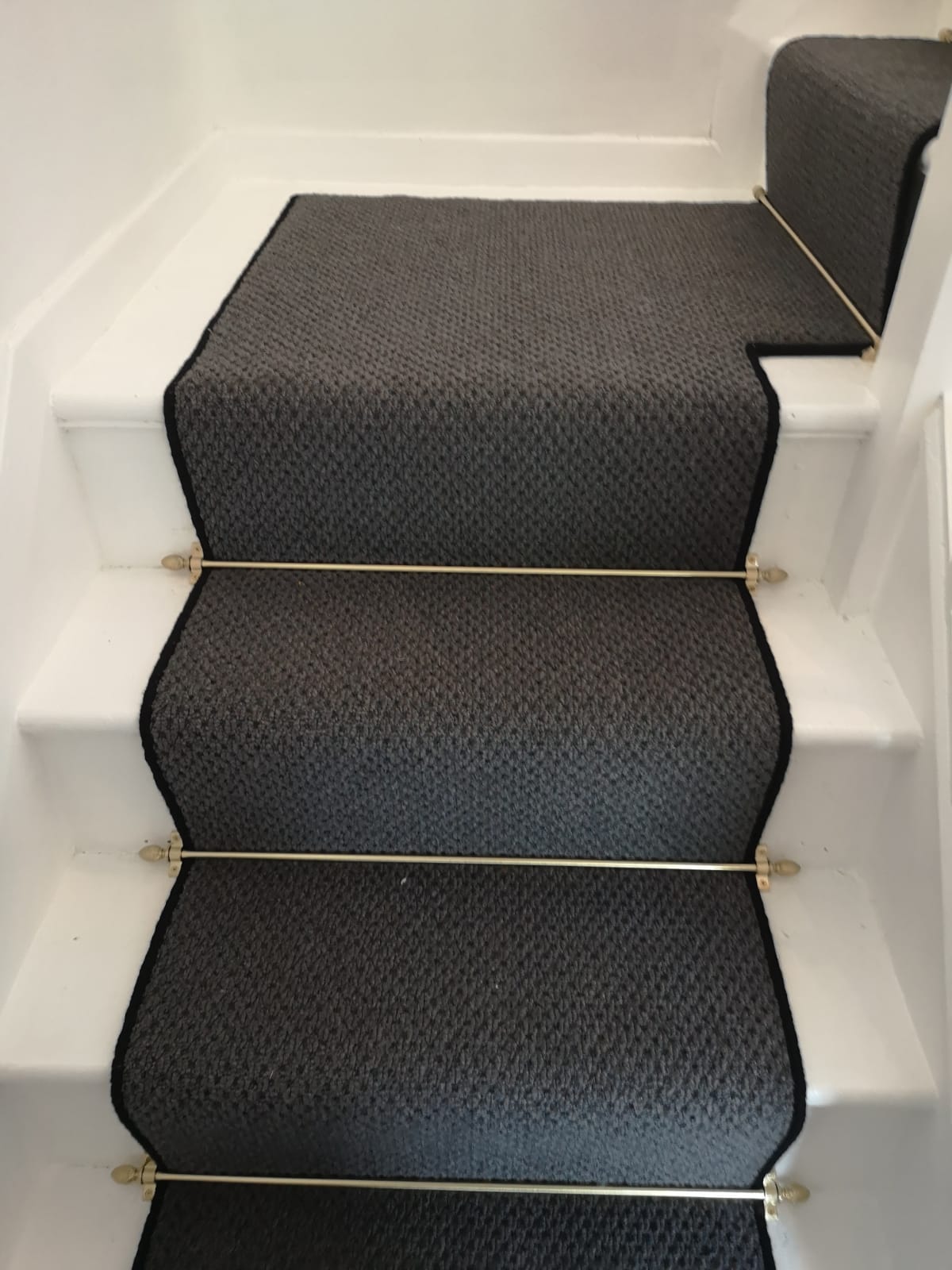 Classic stair runner with bars
